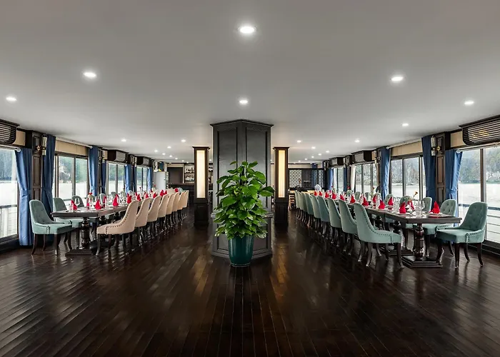 Amanda Pearl Cruise Bay 5* Ha Long