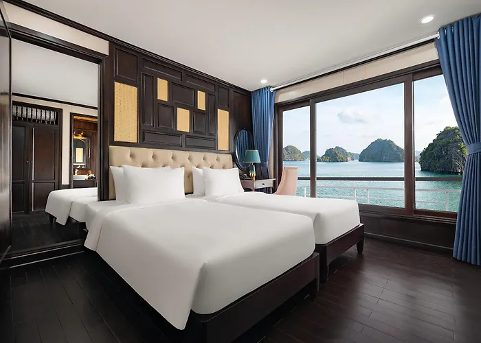 Amanda Pearl Cruise Bay Ha Long