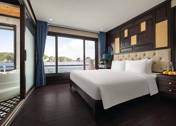 Amanda Pearl Cruise Bay