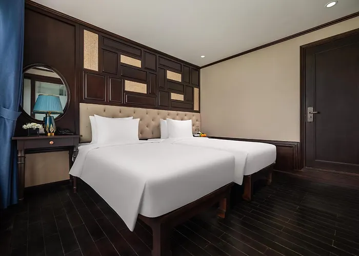 Amanda Pearl Cruise Bay Khách sạn Hạ Long